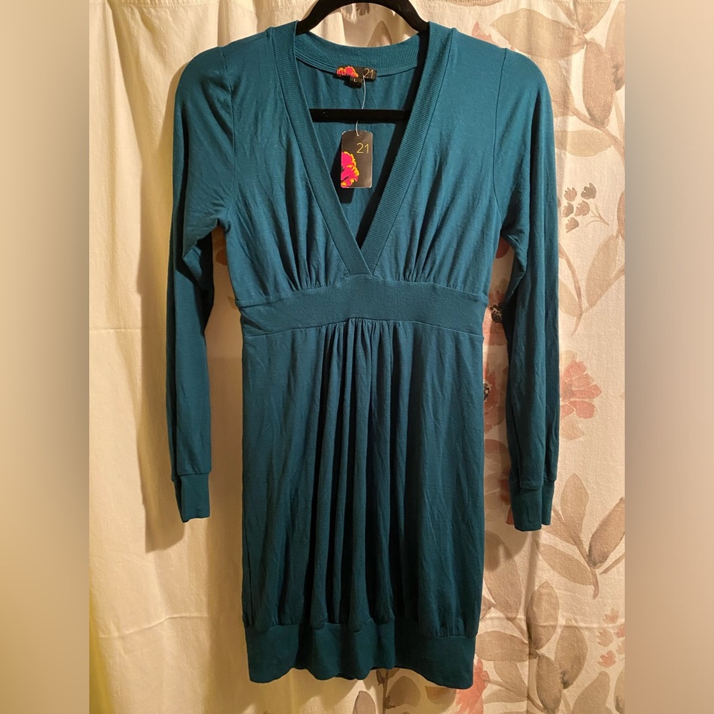Forever 21, NWT, long sleeve tunic, size L
